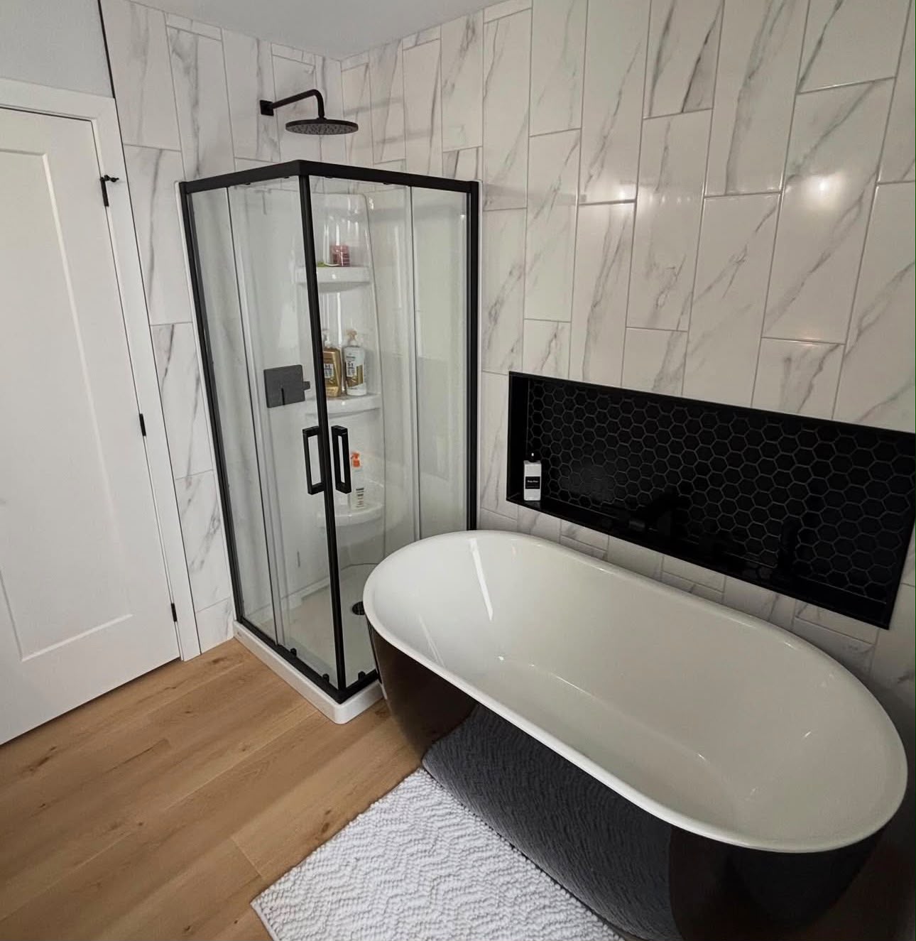 Freestanding soaker tub and glass shower installation, Taunton, Oshawa